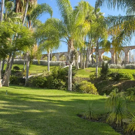 Lägenhet Lovely 2 Bedroom In Oasis De Capistrano, Nerja
